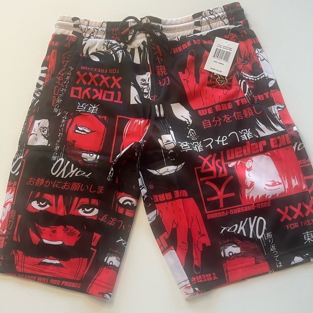 NWT Fresh Prints of Tokyo Graphic Red and Black Men's Shorts Size S 10" Inseam
